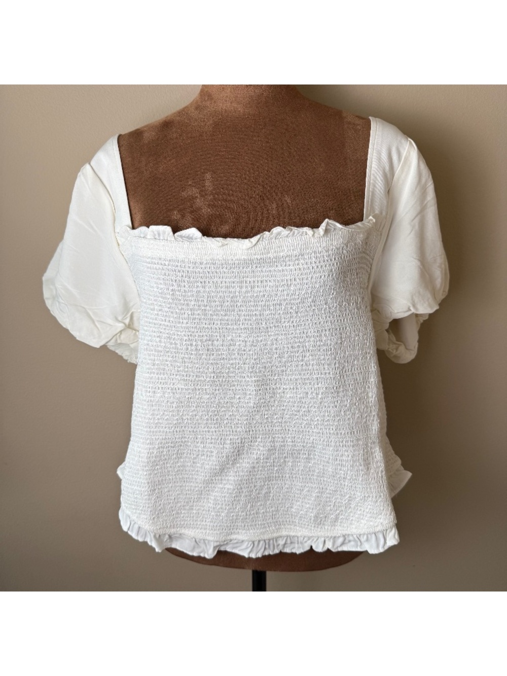 NWT Torrid Challis Smocked Crop Top Womens 2X 18-20 Ivory Shirt Coquette Blouse